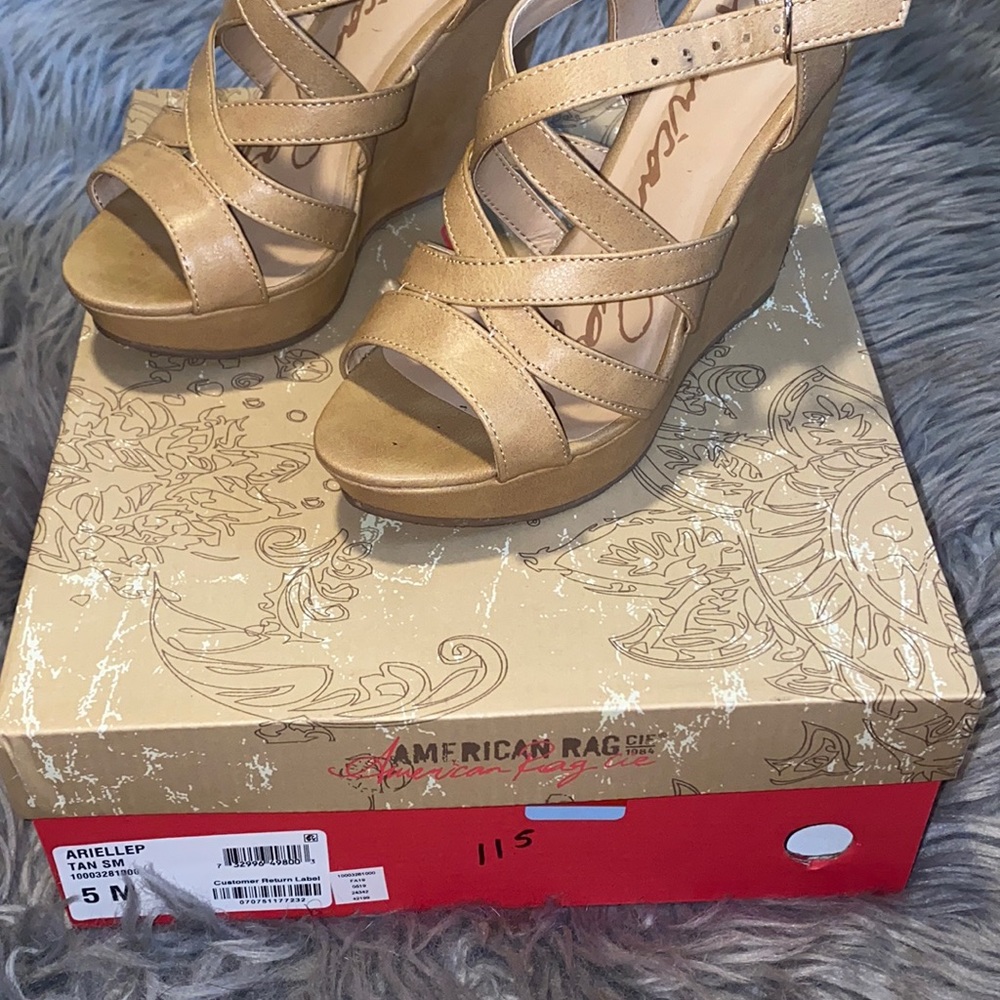 American rag tan/brown wedges size 5
